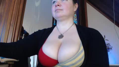 Snapshot of amorelara chatting on 22, 2, 2025 amorelara online show from 22, 2, 2025