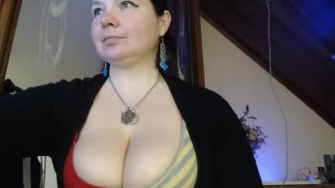 Snapshot of amorelara chatting on 1, 3, 2025 amorelara online show from 1, 3, 2025