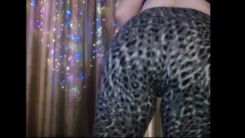 amorelara online show from 19, 11, 2025