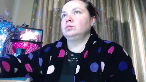 amorelara online show from 1, 2, 2026