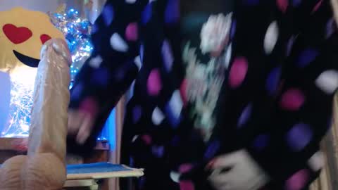 amorelara online show from 22, 2, 2026