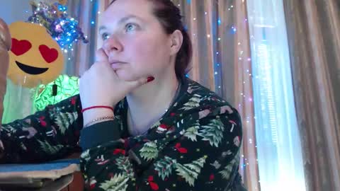 amorelara online show from 11, 3, 2026