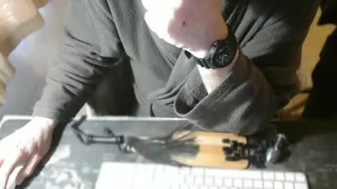 amslave4f online show from 3, 5, 2026