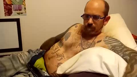 Snapshot of amunrethegod chatting on 13, 10, 2025 amunrethegod online show from 13, 10, 2025