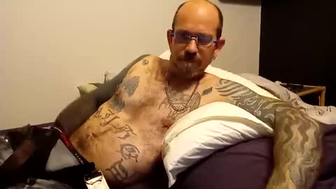 Snapshot of amunrethegod chatting on 19, 10, 2025 amunrethegod online show from 19, 10, 2025
