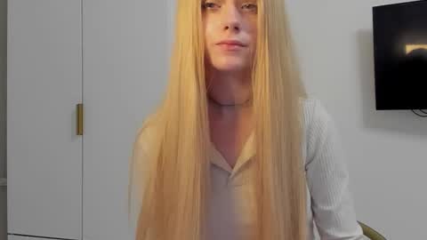 Snapshot of amy1_1 chatting on 25, 9, 2025 amy1_1 online show from 25, 9, 2025