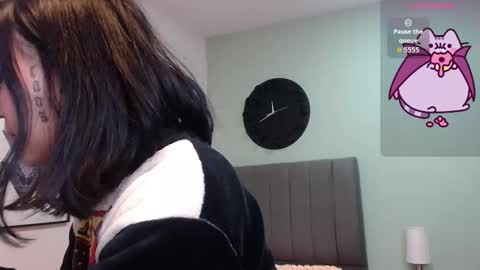 Amy 3 online show from 12, 11, 2025