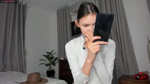 Amy online show from 2, 12, 2025