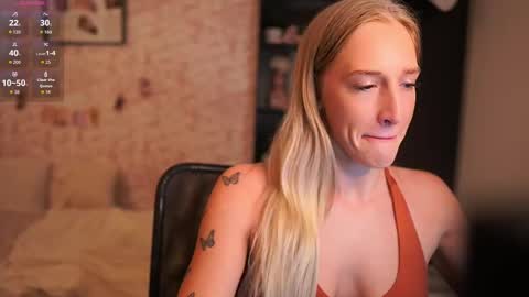 amy_johns_ online show from 20, 11, 2025