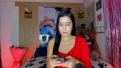 Snapshot of amy_leah_ chatting on 15, 9, 2025 amy_leah_ online show from 15, 9, 2025
