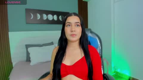 Snapshot of amy_leah_ chatting on 24, 4, 2026 amy_leah_ online show from 24, 4, 2026