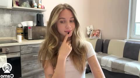 Snapshot of amy_meoww chatting on 11, 10, 2025 amy_meoww online show from 11, 10, 2025
