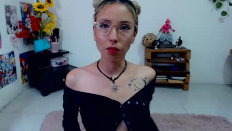 amy mur online show from 17, 3, 2026