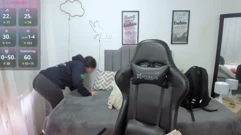 Amy sophia 3 online show from 26, 9, 2025