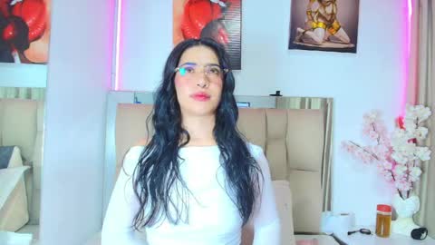 Amy online show from 28, 4, 2026