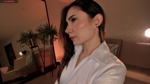 Snapshot of amyarmstrong chatting on 18, 12, 2024 Amy Armstrong online show from 18, 12, 2024
