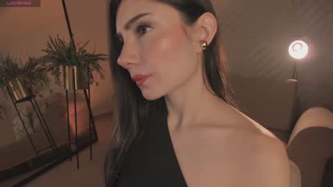Snapshot of amyarmstrong chatting on 23, 12, 2024 Amy Armstrong online show from 23, 12, 2024