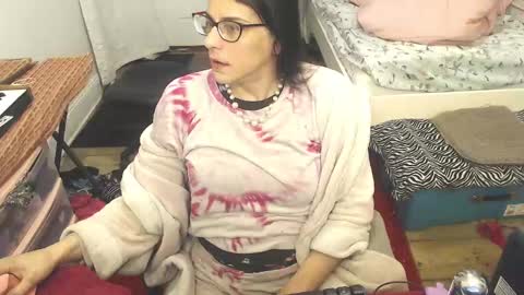 Trashely Gimpson online show from 16, 2, 2025