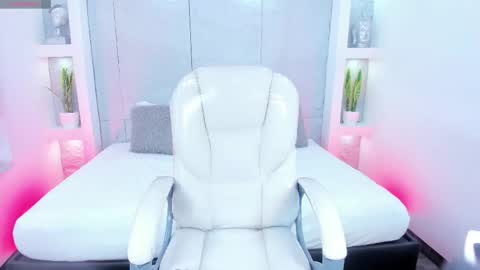 amy online show from 25, 11, 2025