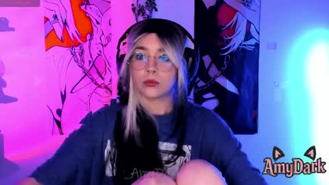 Amy online show from 17, 4, 2026