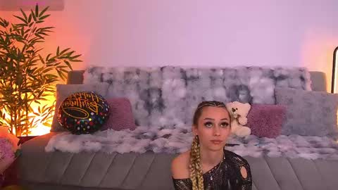 Snapshot of amykentt chatting on 14, 5, 2026 amykentt online show from 14, 5, 2026