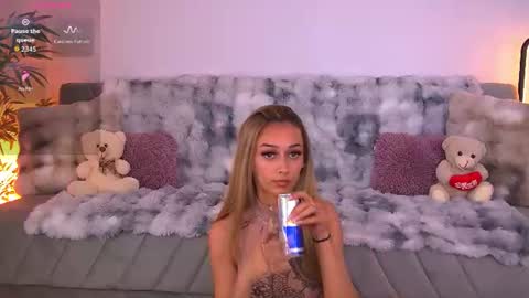 Snapshot of amykentt chatting on 2, 8, 2026 amykentt online show from 2, 8, 2026