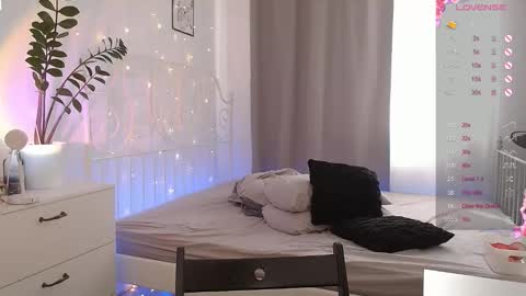 Snapshot of amylas chatting on 1, 10, 2025 Amelia online show from 1, 10, 2025