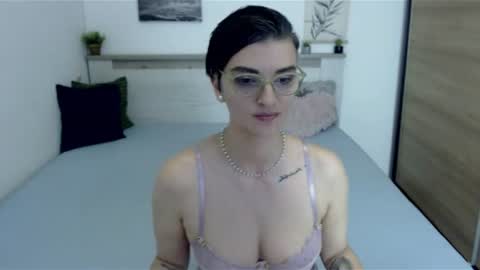 Hi there guys  My pleasure in your hands  pvt is open online show from 20, 7, 2026