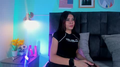 Snapshot of amypalmmer chatting on 8, 1, 2025 AMMY online show from 8, 1, 2025