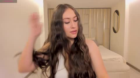 Snapshot of amyrosse_x chatting on 16, 5, 2026 AMY R online show from 16, 5, 2026