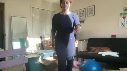 Amy Smilez online show from 4, 12, 2024