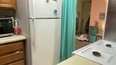 Amy Smilez online show from 31, 1, 2025