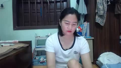 an_naughty online show from 4, 10, 2025