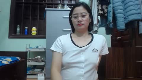 an_naughty online show from 3, 2, 2026