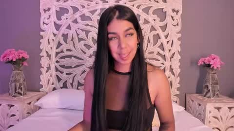 Ana Gonzalez online show from 17, 12, 2025