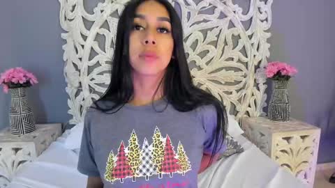 Snapshot of ana_gonzalez chatting on 28, 4, 2026 Ana Gonzalez online show from 28, 4, 2026
