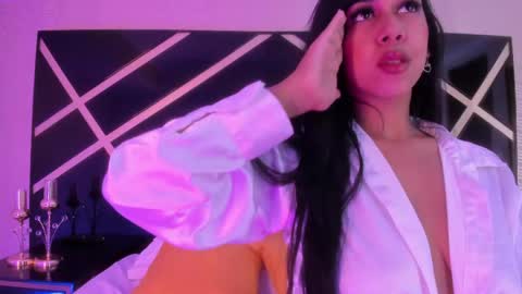 Snapshot of ana_gonzalez chatting on 13, 5, 2026 Ana Gonzalez online show from 13, 5, 2026
