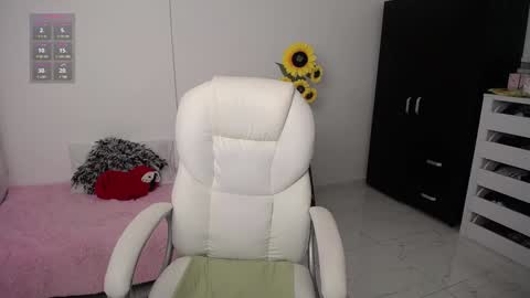  Ana  online show from 30, 12, 2024