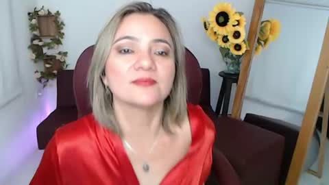 Snapshot of ana_hotmilfx chatting on 27, 6, 2026 ANA online show from 27, 6, 2026