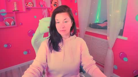 Snapshot of ana_mills chatting on 25, 5, 2026 Ana online show from 25, 5, 2026