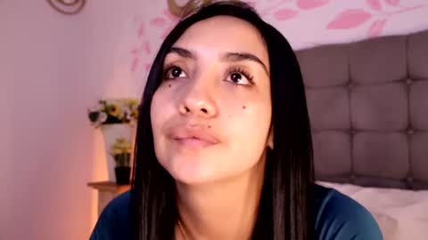 Snapshot of ana_riveros chatting on 26, 6, 2026 online show from 26, 6, 2026
