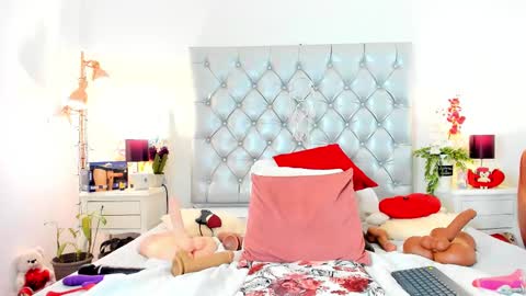 Snapshot of anaa_bellaa chatting on 6, 3, 2025 anaa_bellaa online show from 6, 3, 2025