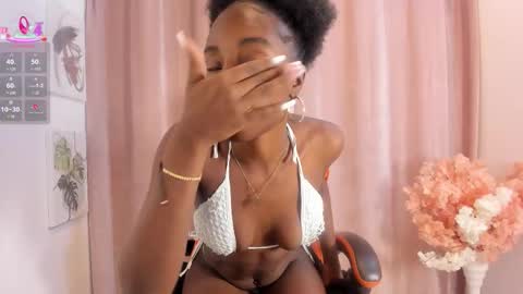 Ana Castillo online show from 23, 12, 2025