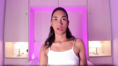 anaacollins_ online show from 12, 3, 2026