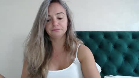 Snapshot of anabeatrice29 chatting on 20, 10, 2025 Ana online show from 20, 10, 2025