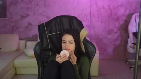 Snapshot of anabel054 chatting on 9, 4, 2026 Anabel Kira Zlata Kira Elice Lana Dominika Sofy Kaila Bridget online show from 9, 4, 2026