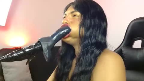 anabel alice gandara  online show from 4, 12, 2024