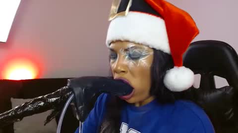 anabel alice gandara  online show from 5, 12, 2024