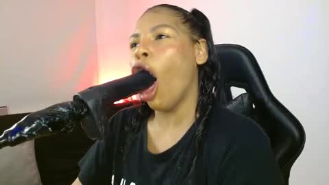 anabel alice gandara  online show from 11, 3, 2025