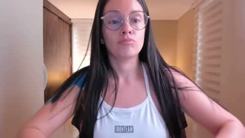 Snapshot of anabel_25 chatting on 20, 12, 2024 Anabel online show from 20, 12, 2024